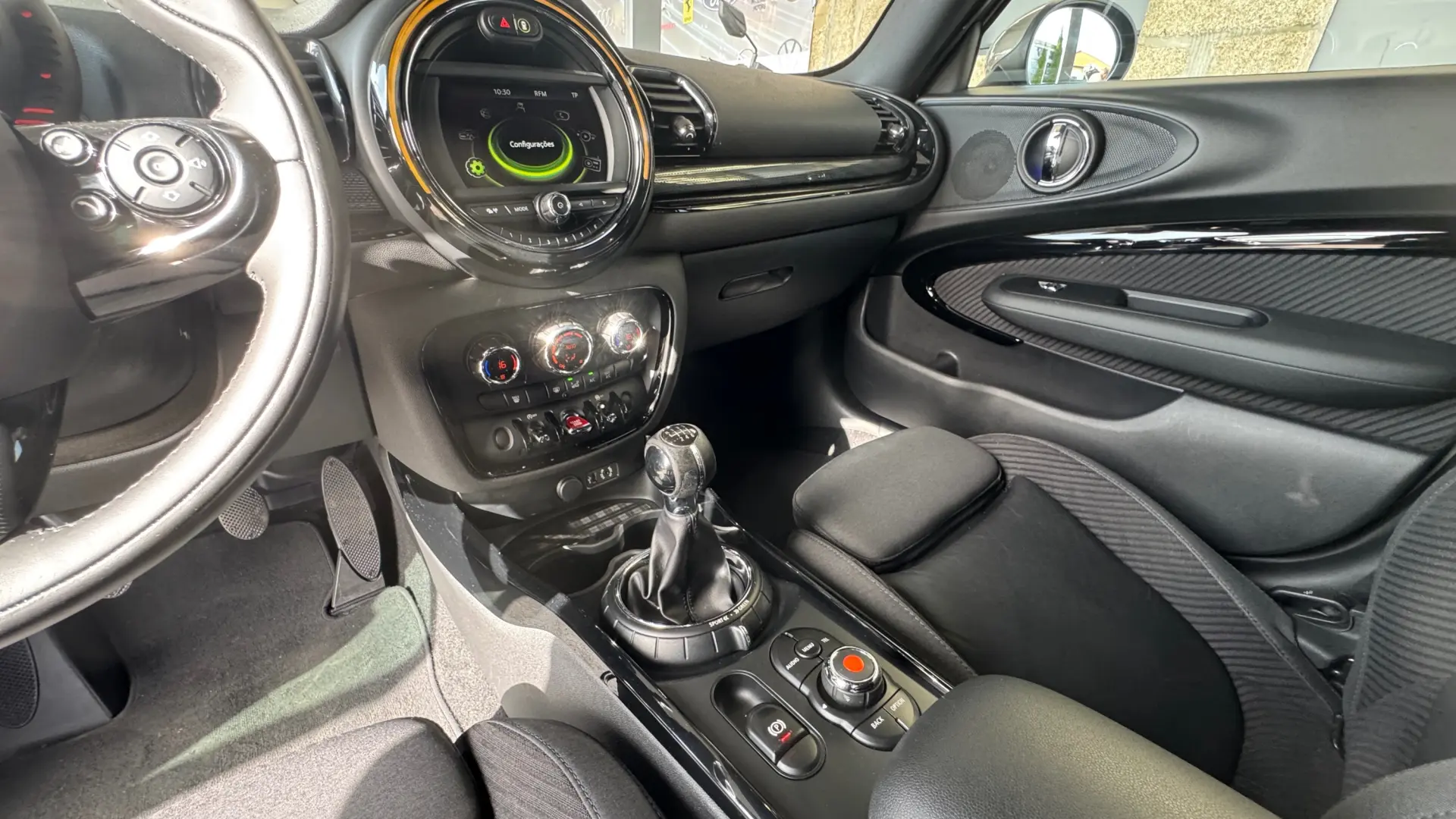 MINI Clubman One D Sport Edition 42