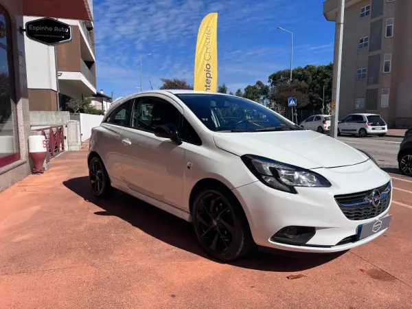 Opel Corsa 1.0 Turbo Black Edition GT 5