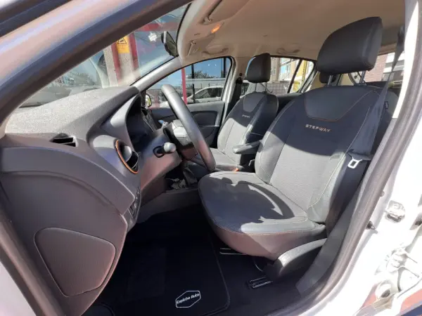 Dacia Sandero 0.9 TCe Stepway Bi-Fuel 9