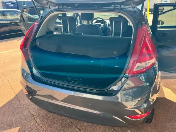 Ford Fiesta 1.6 TDCi Titanium 10