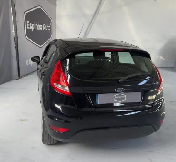 Ford Fiesta 1.25 Trend 10
