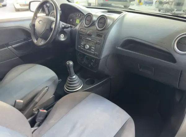 Ford Fiesta 1.25 Ghia 4