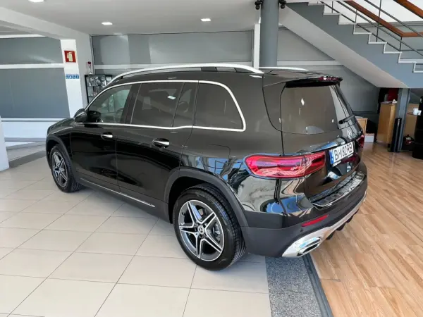 Mercedes-Benz GLB 180 d AMG Line 3