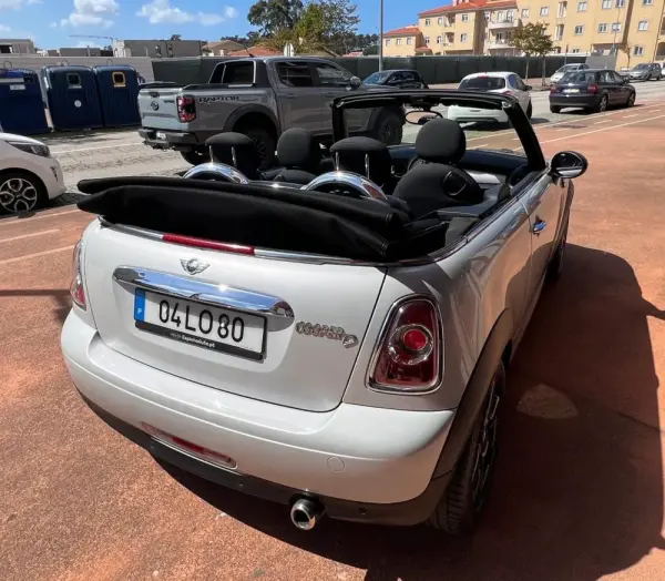 MINI Cabrio Cooper D 2