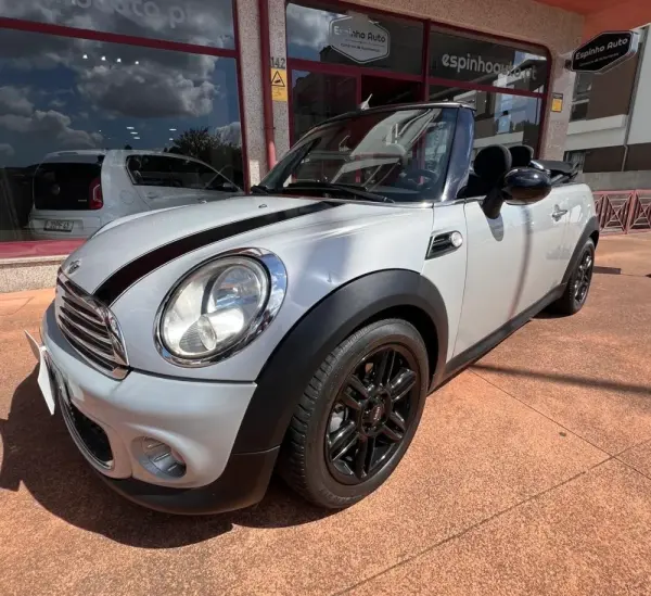 MINI Cabrio Cooper D 7