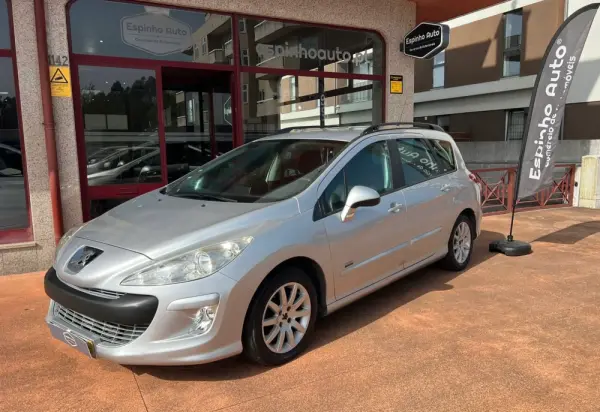 Peugeot 308 SW 1.6 HDi SE Navteq CVM6 1