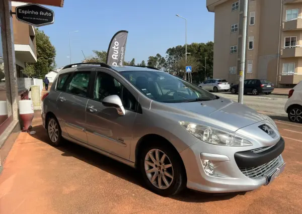 Peugeot 308 SW 1.6 HDi SE Navteq CVM6 3