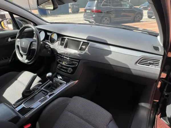 Peugeot 508 SW 1.6 BlueHDi Active 5