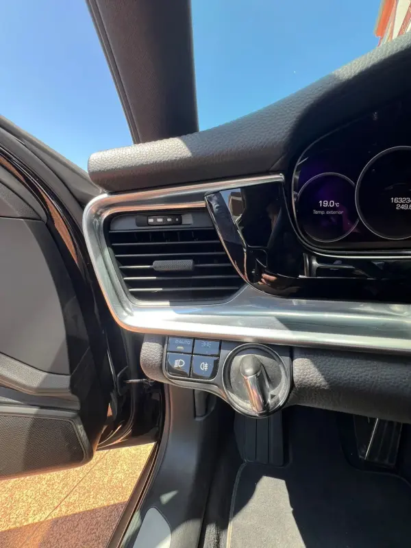 Porsche Panamera Sport Turismo ST 4 E-Hybrid 15