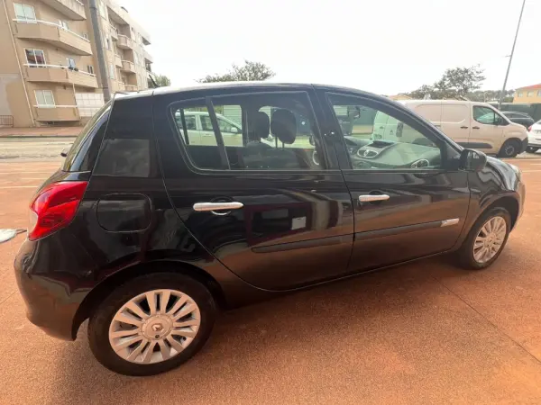 Renault Clio 1.2 16V Dynamique S 14