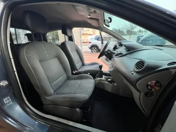 Renault Twingo 1.2 Dynamique S 6