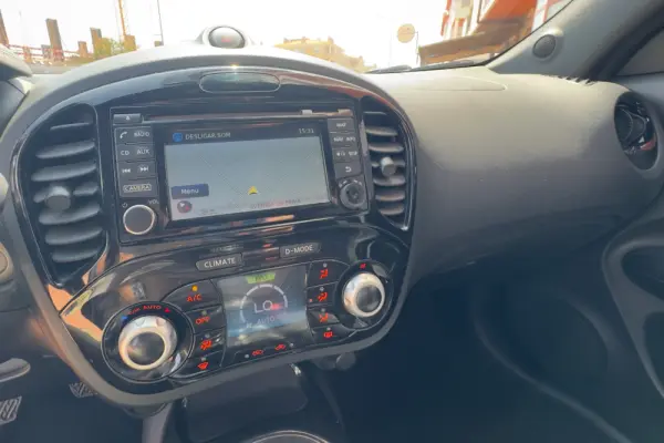 Nissan Juke 1.2 DIG-T N-Connecta Pack Exterior 1 Black Tokyo 7