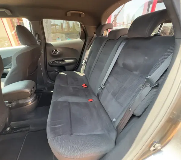 Nissan Juke 1.2 DIG-T N-Connecta Pack Exterior 1 Black Tokyo 10
