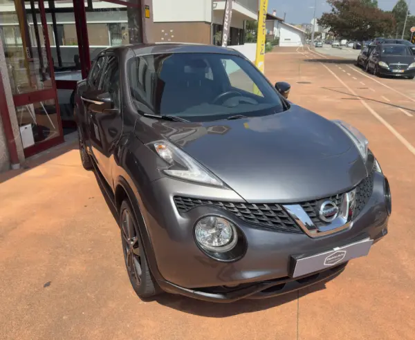 Nissan Juke 1.2 DIG-T N-Connecta Pack Exterior 1 Black Tokyo 15