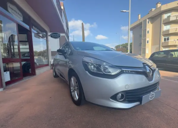 Renault Clio 0.9 TCE Limited 14