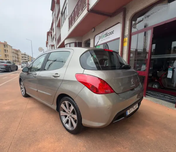 Peugeot 308 1.6 e-HDi Allure CMP6 2