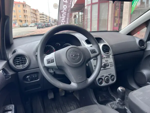 Opel Corsa Expression 14