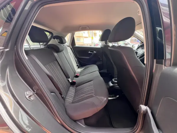 Volkswagen Polo 1.0 Comfortline tech 8