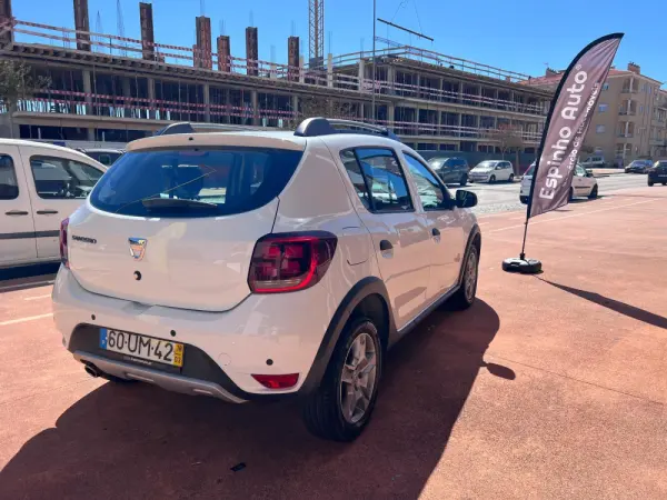 Dacia Sandero 0.9 TCe LPG Stepway Celebration 2