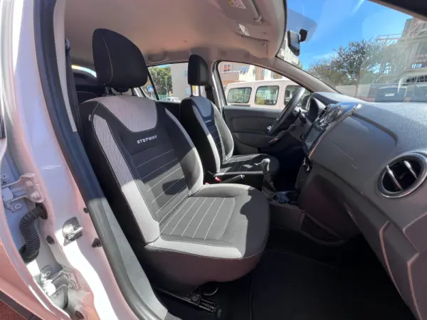 Dacia Sandero 0.9 TCe LPG Stepway Celebration 7
