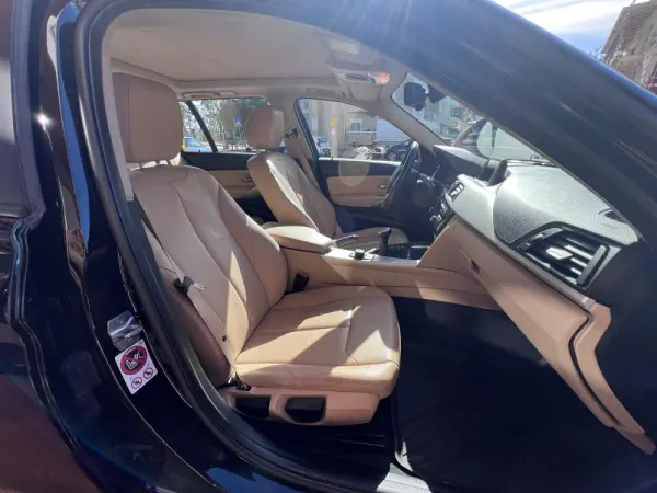 BMW 318 d Advantage 11