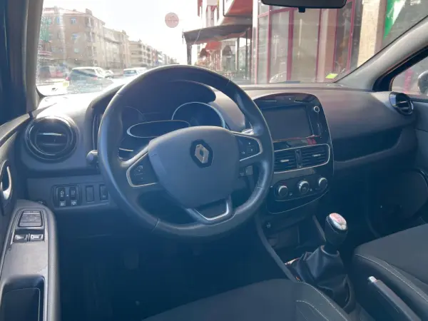 Renault Clio Limited GPL 12