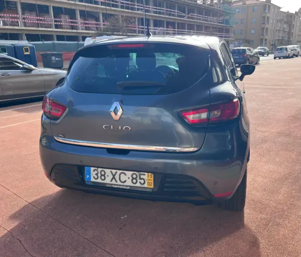 Renault Clio Limited GPL 4