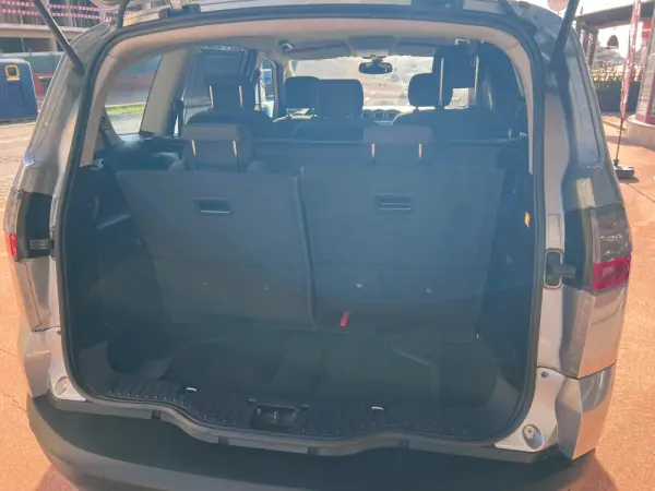 Ford S-Max 1.8 TDCi Titanium 7L 9