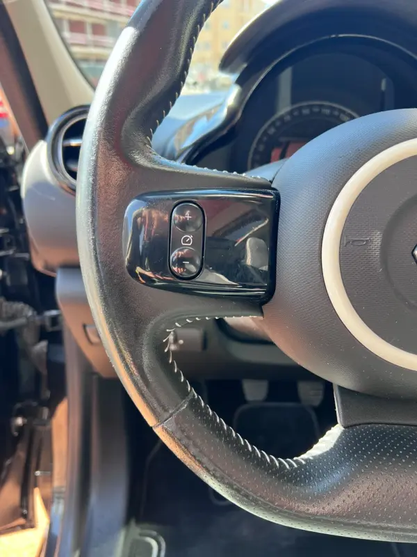 Renault Twingo 1.0 SCe Limited 15