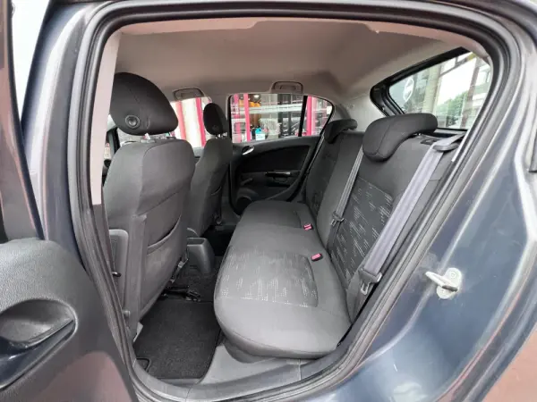 Opel Corsa Expression 10