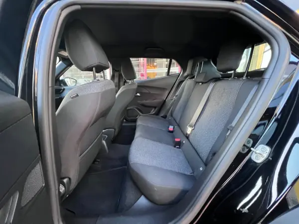Peugeot 2008 1.2 PureTech Style 14