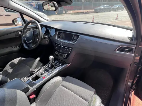 Peugeot 508 SW Business-Line 8