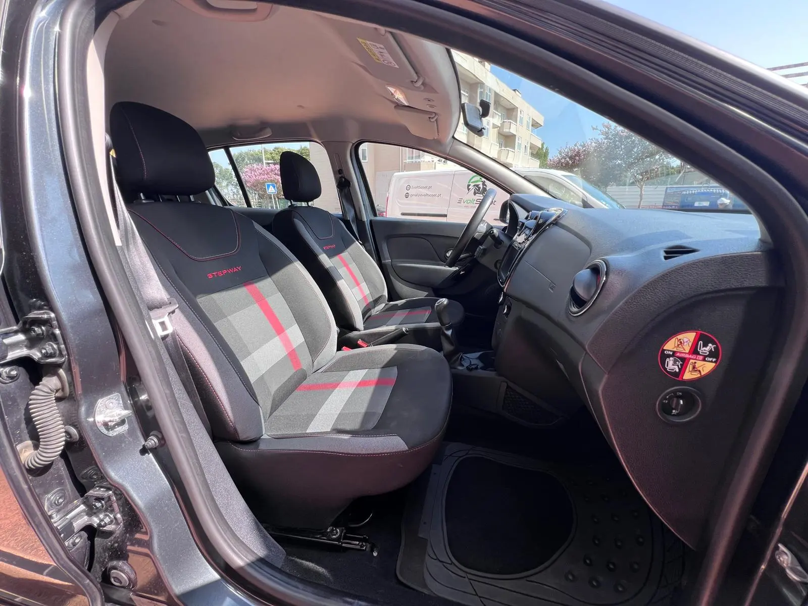 Dacia Sandero SL Adventure tce 8