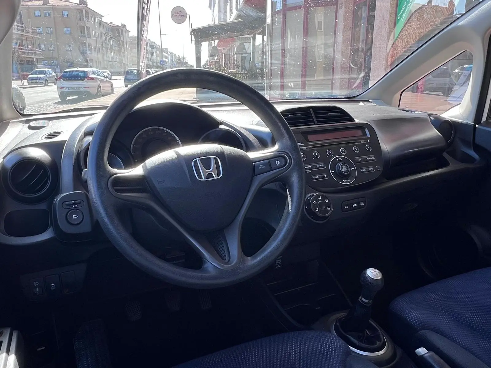 Honda Jazz 1.2 i-VTEC Trend J15 11