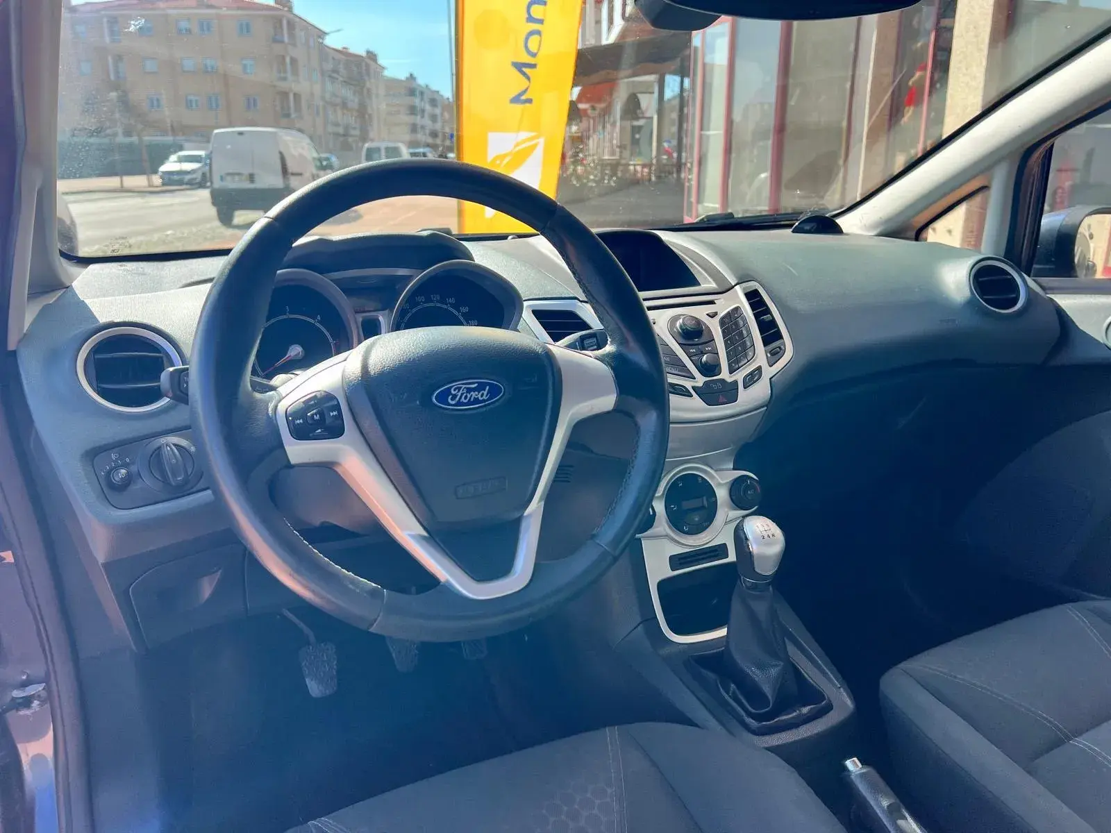 Ford Fiesta 1.6 TDCi Titanium 3