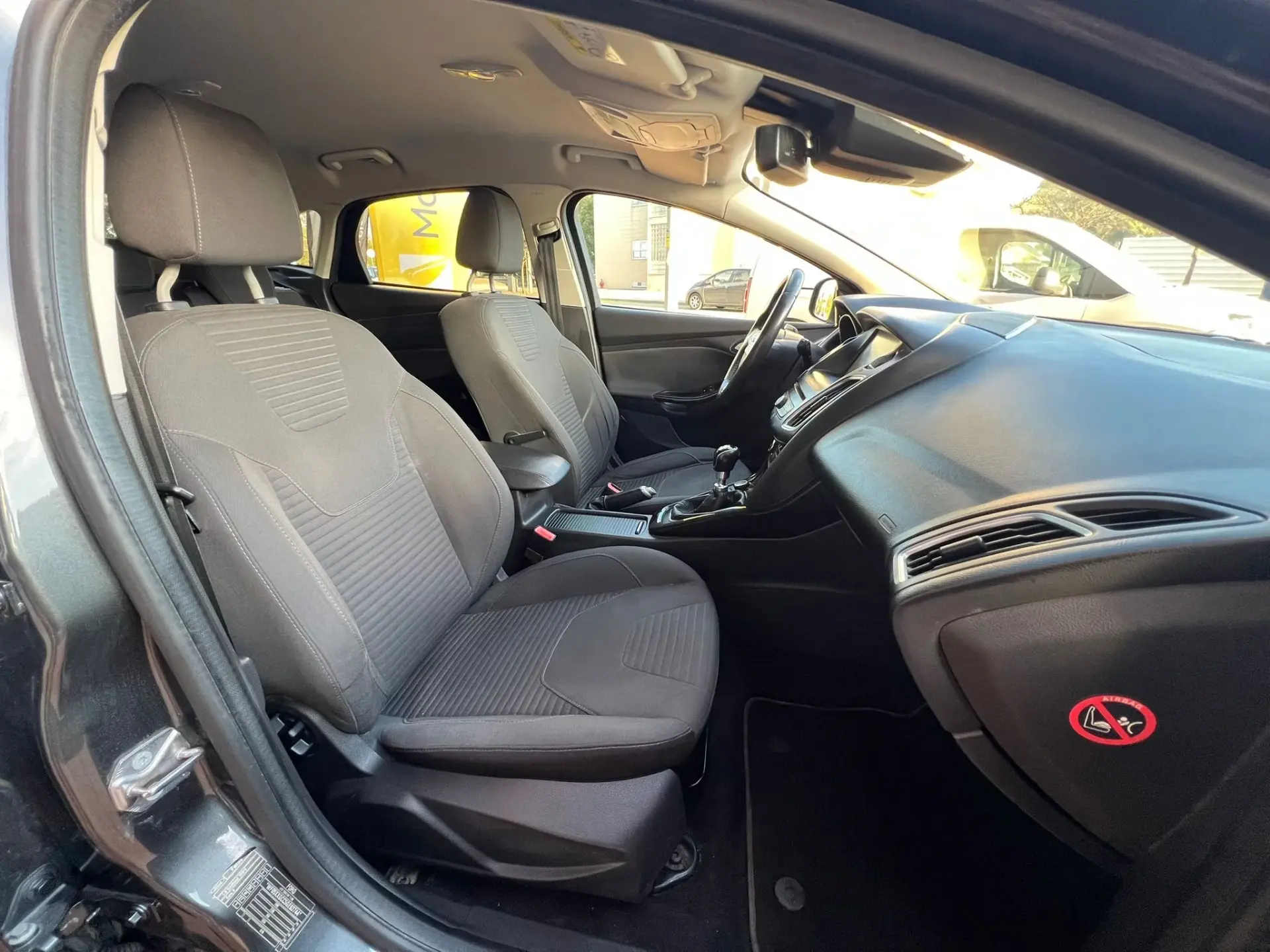 Ford Focus 1.0 EcoBoost Titanium 8