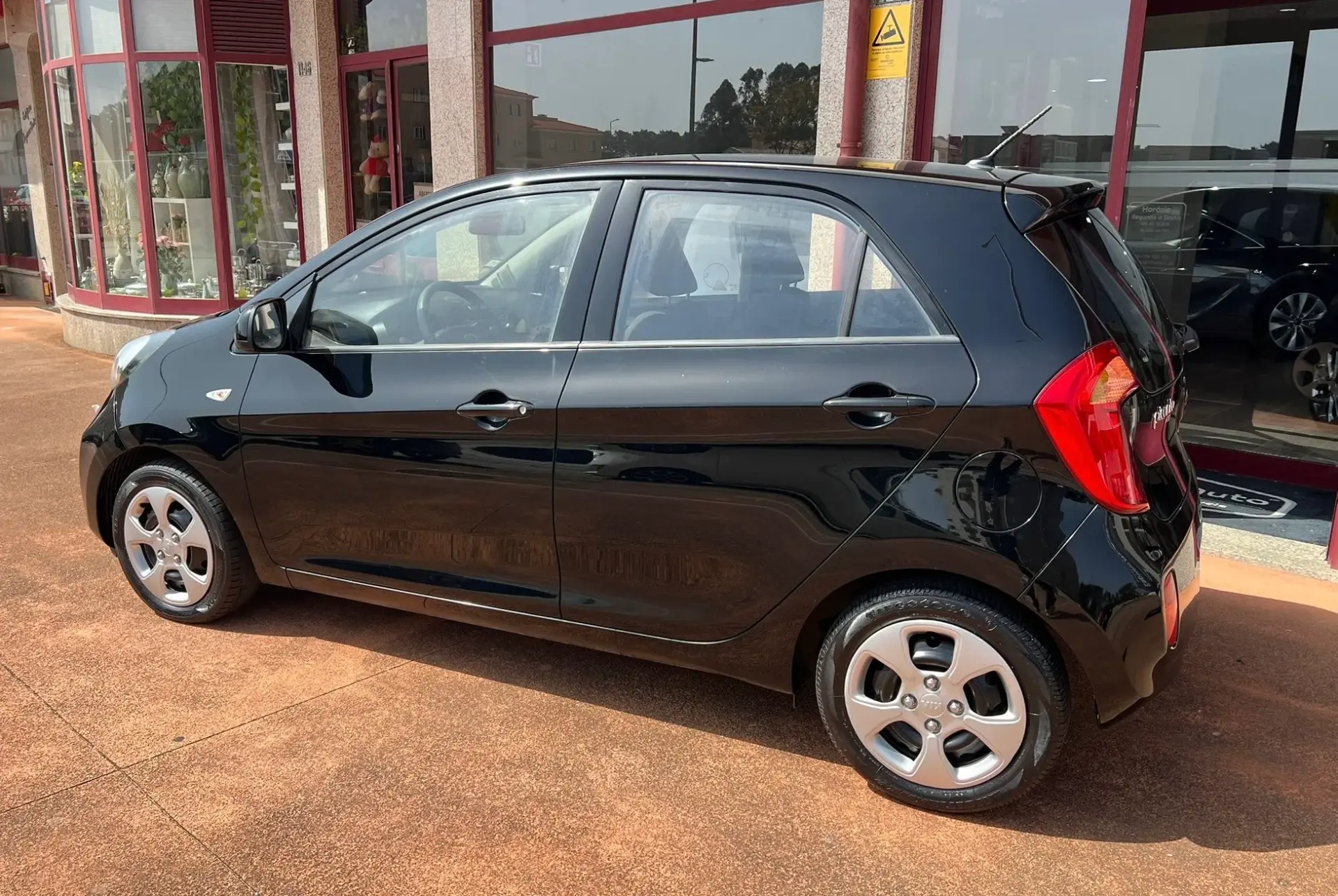 Kia Picanto 1.0 CVVT More GPL 5