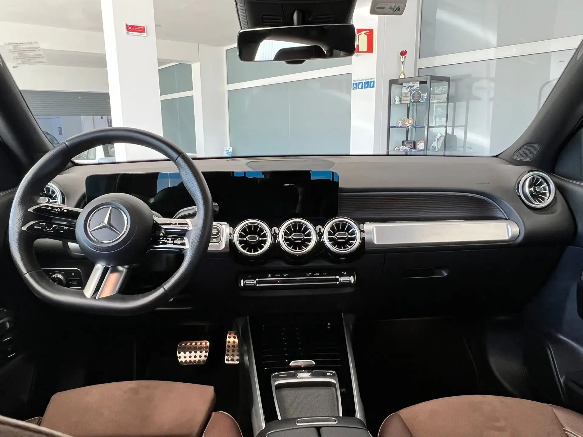 Mercedes-Benz GLB 180 d AMG Line 7