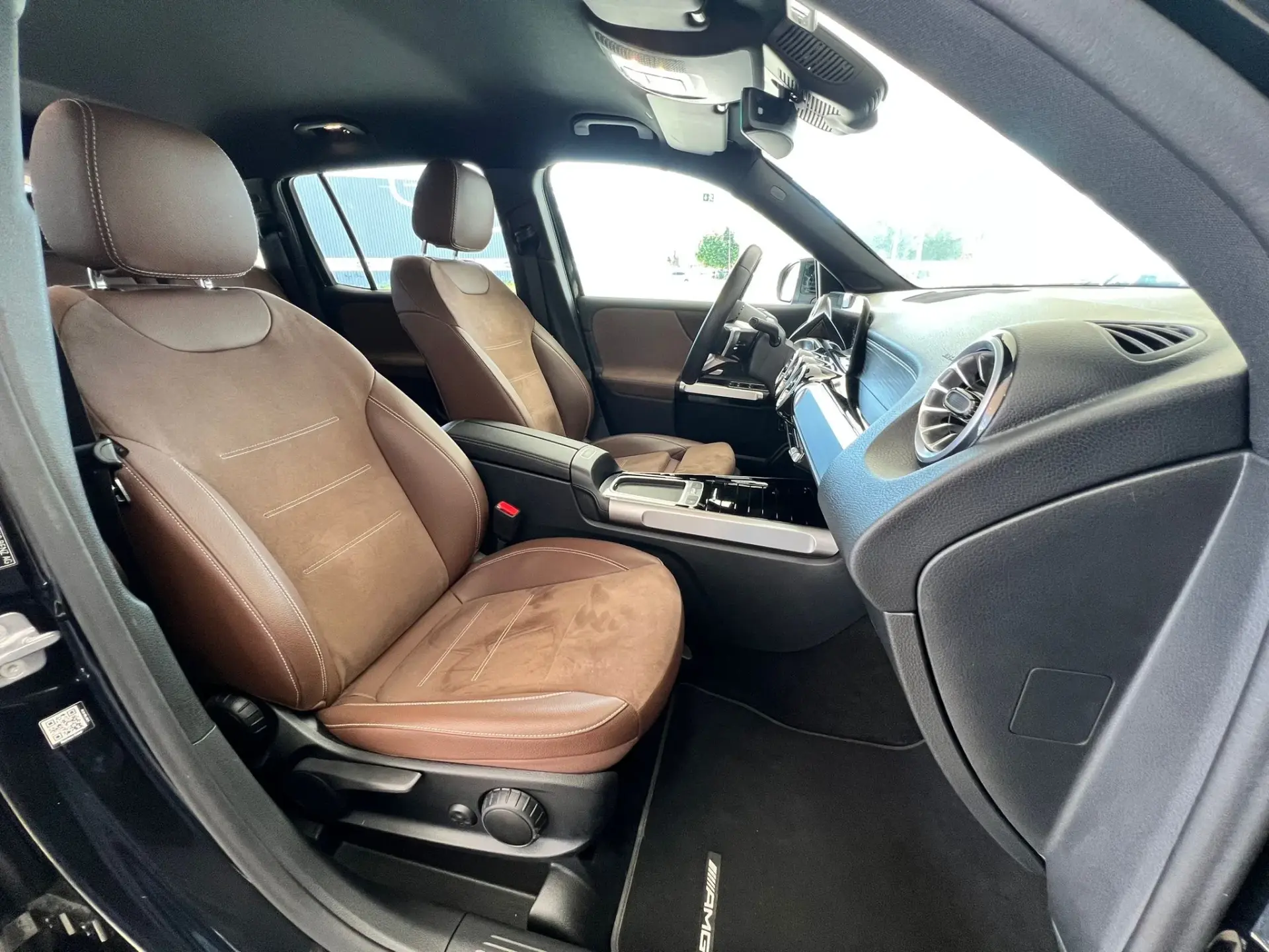 Mercedes-Benz GLB 180 d AMG Line 17