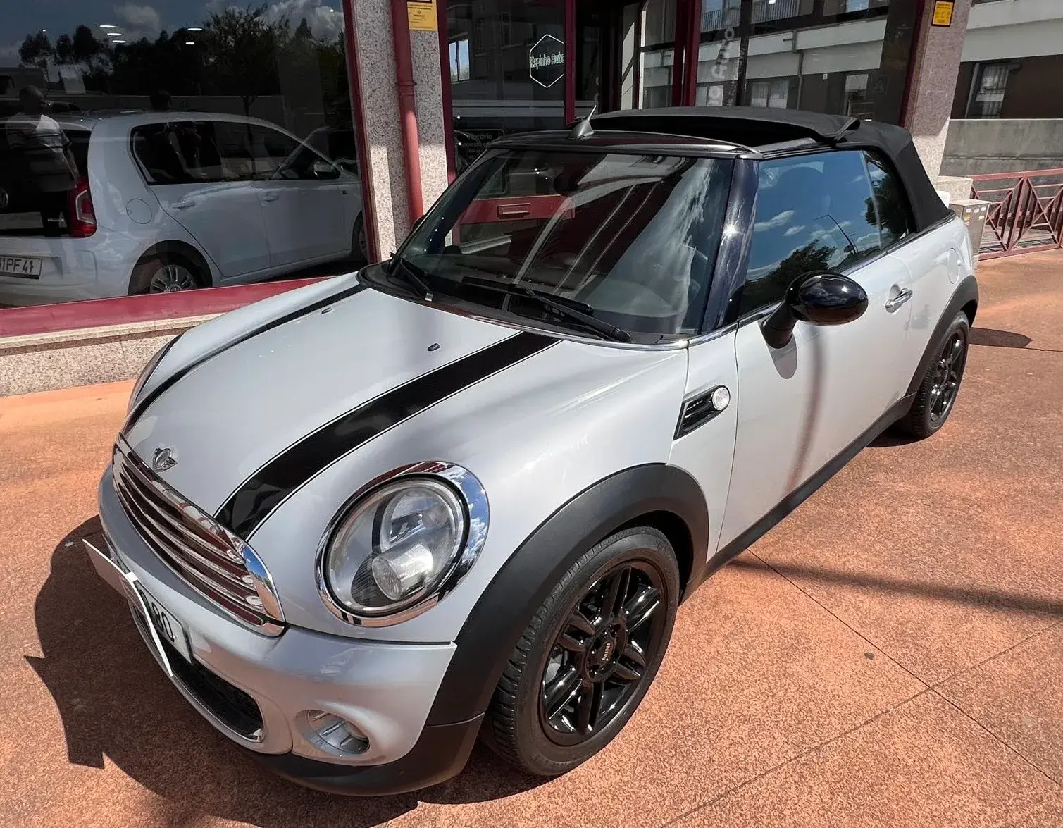 MINI Cabrio Cooper D 3