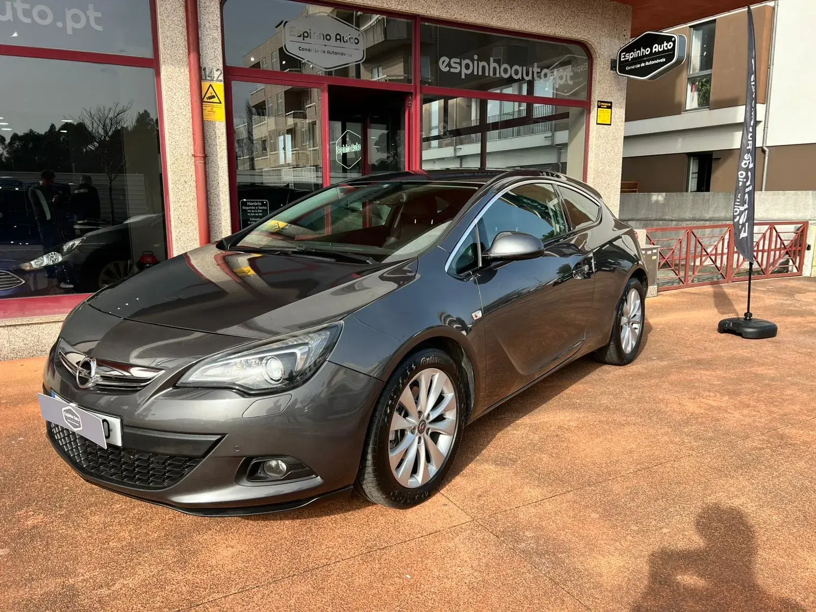Opel Astra GTC 1.7 CDTi S/S 109g 1