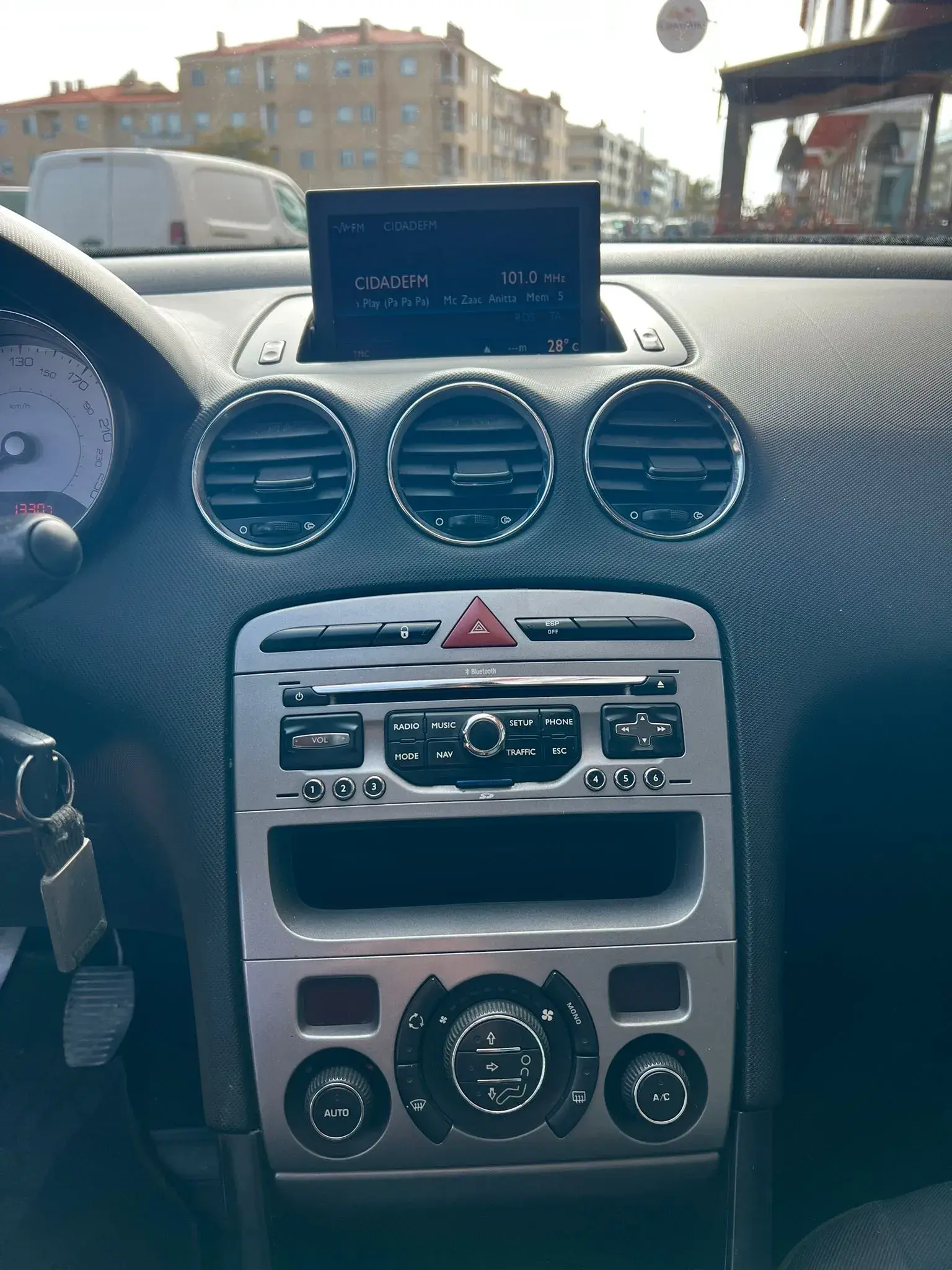 Peugeot 308 SW 1.6 HDi SE Navteq CVM6 5