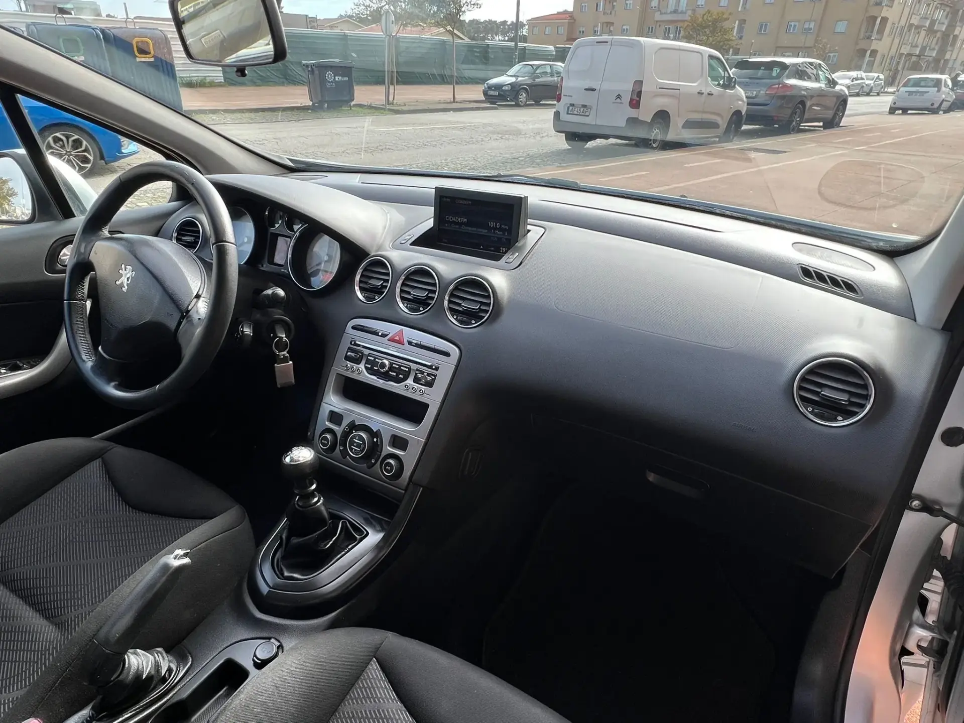 Peugeot 308 SW 1.6 HDi SE Navteq CVM6 11