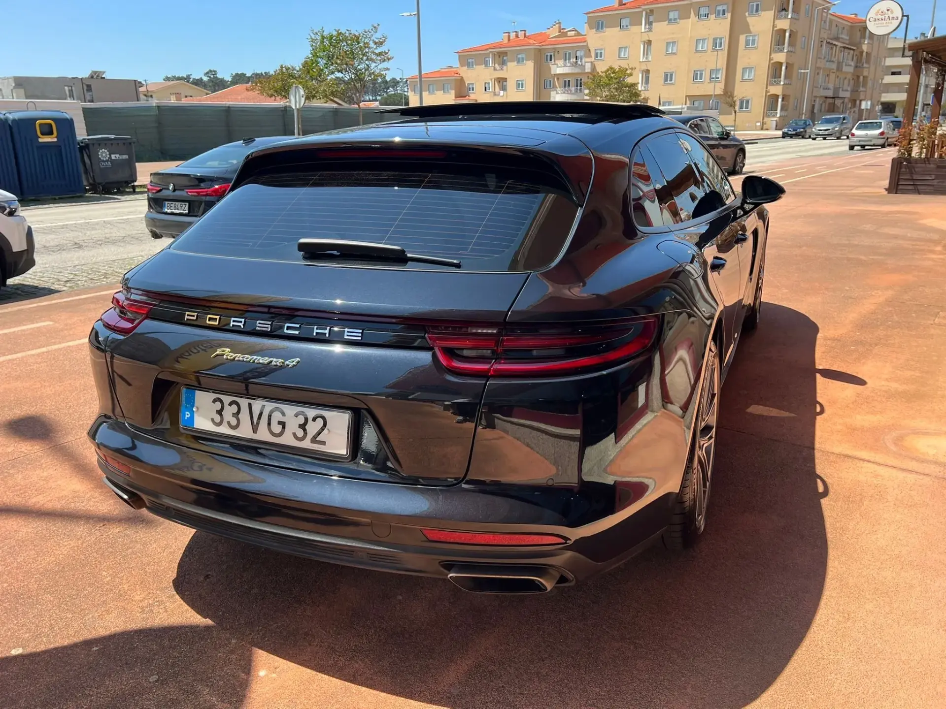 Porsche Panamera Sport Turismo ST 4 E-Hybrid 2
