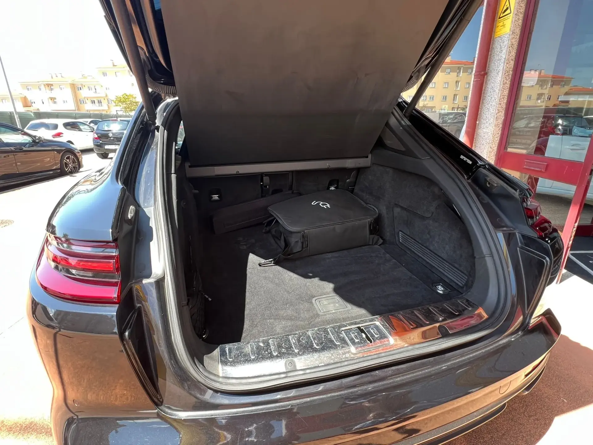 Porsche Panamera Sport Turismo ST 4 E-Hybrid 20