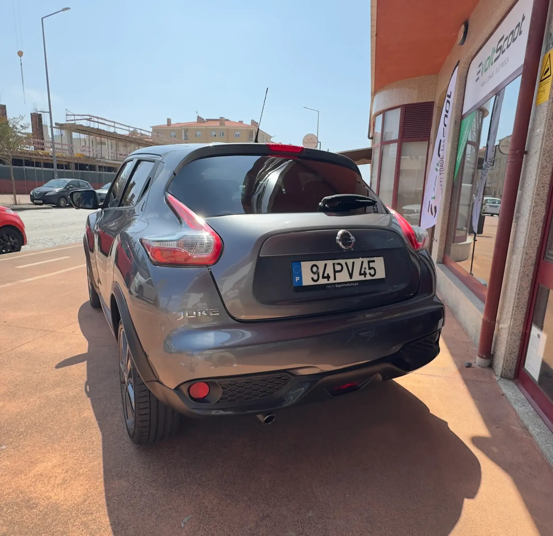 Nissan Juke 1.2 DIG-T N-Connecta Pack Exterior 1 Black Tokyo 20