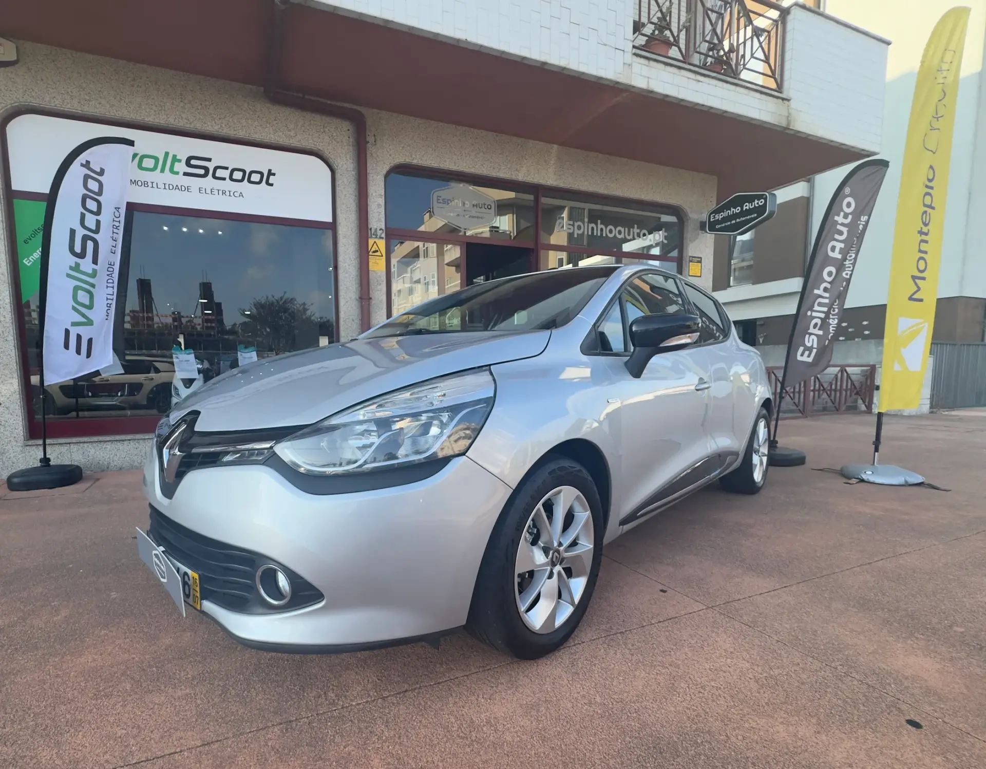 Renault Clio 0.9 TCE Limited 1