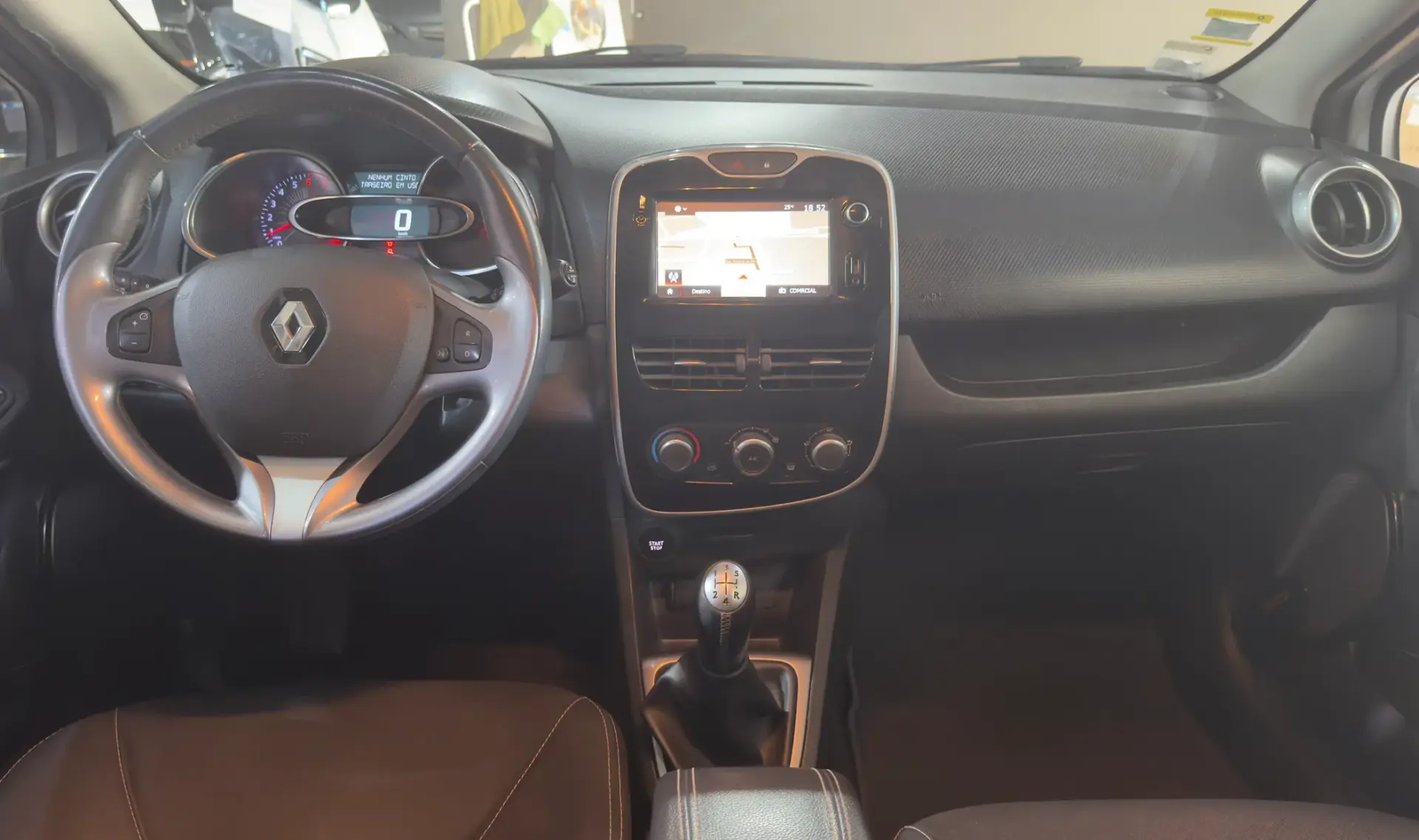 Renault Clio 0.9 TCE Limited 6