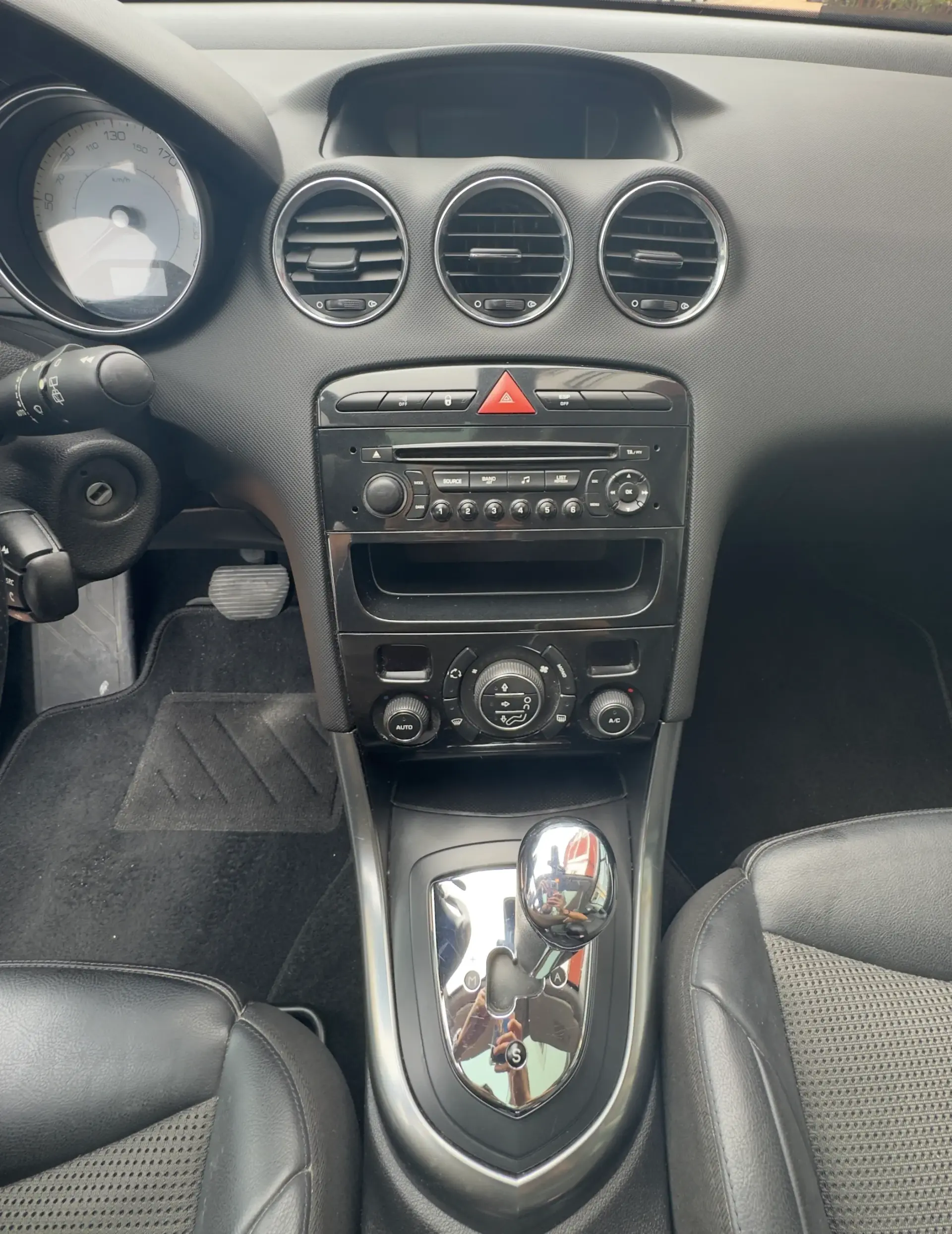 Peugeot 308 1.6 e-HDi Allure CMP6 5