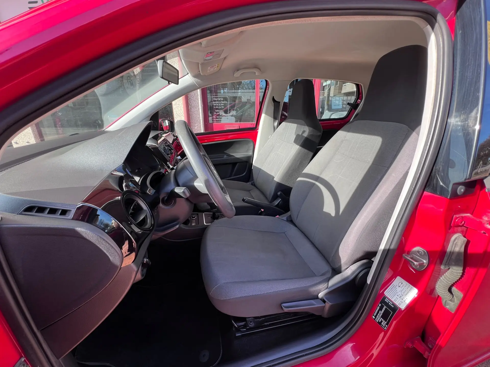 Volkswagen Up! 1.0 BlueMotion Move Auto 13